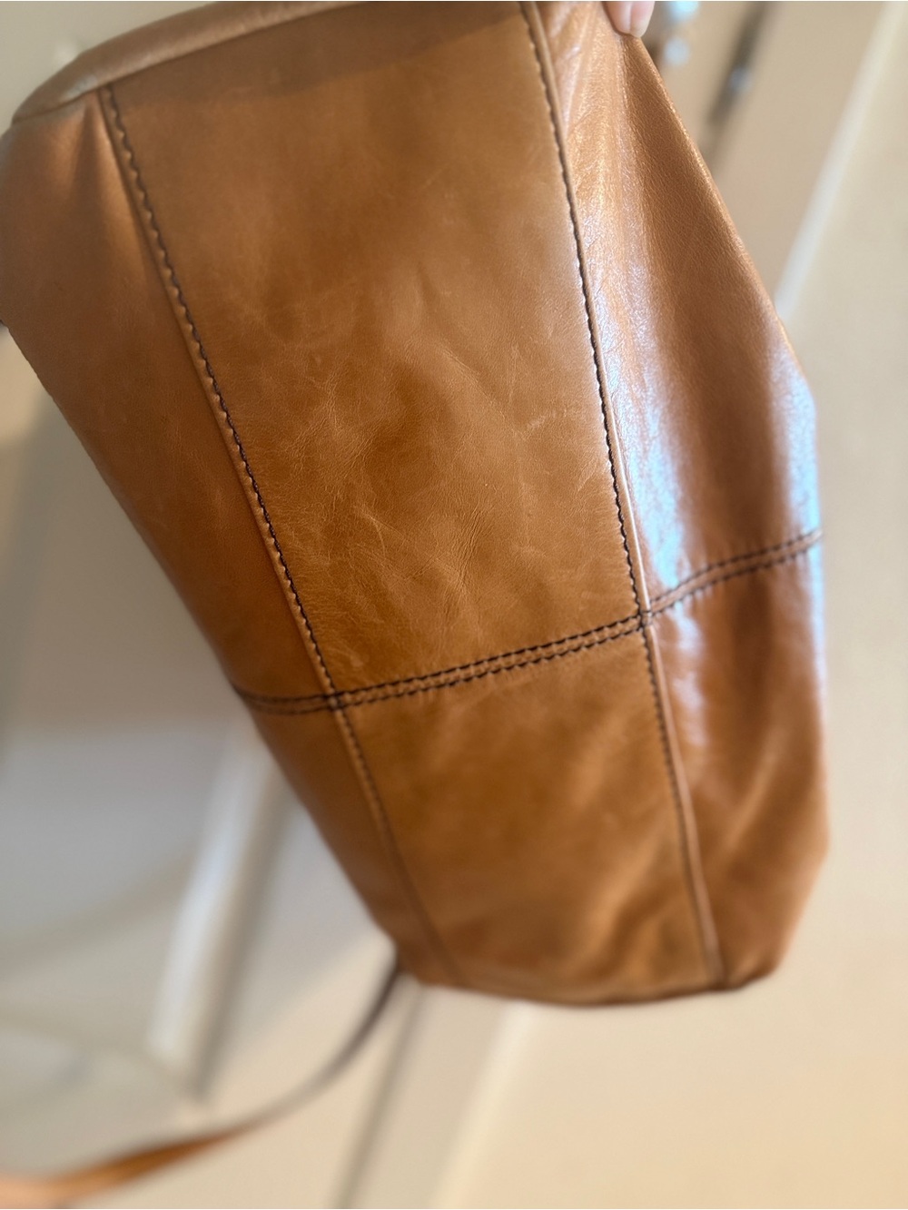 HOBO Sheila Satchel - Picture 5 of 16